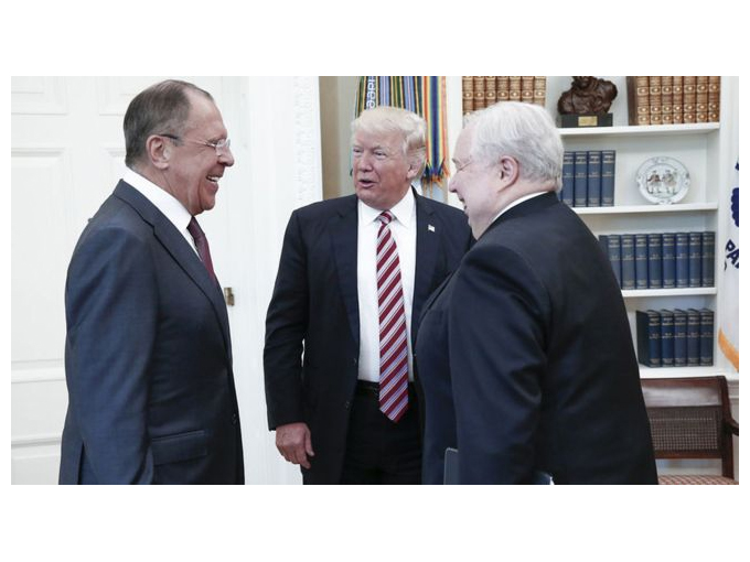 Trump Rusya’yla ‘gizli bilgiler paylaştı’ iddiası