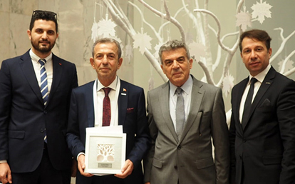 MÜSİAD Başkanı Bulgurcu’ya ‘Örnek Kıdemli Vatandaş’ ödülü