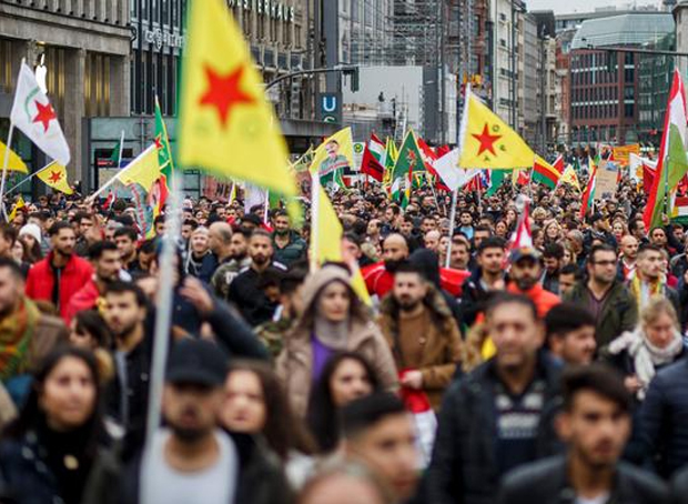 Türk ve Kürt gruplar arasında kavga: 9 yaralı