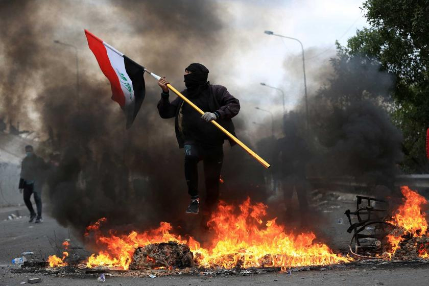 Irak’ta halk rejimin devrilmesini istiyor