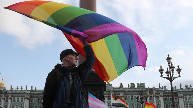 Rusya mahkemesinden LGBT yasağı: ‘Büyük bir panik var’